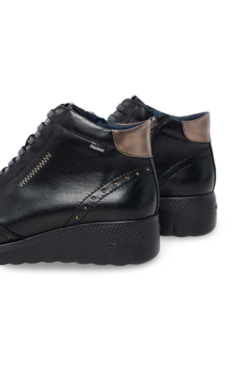 Fluchos-F2246